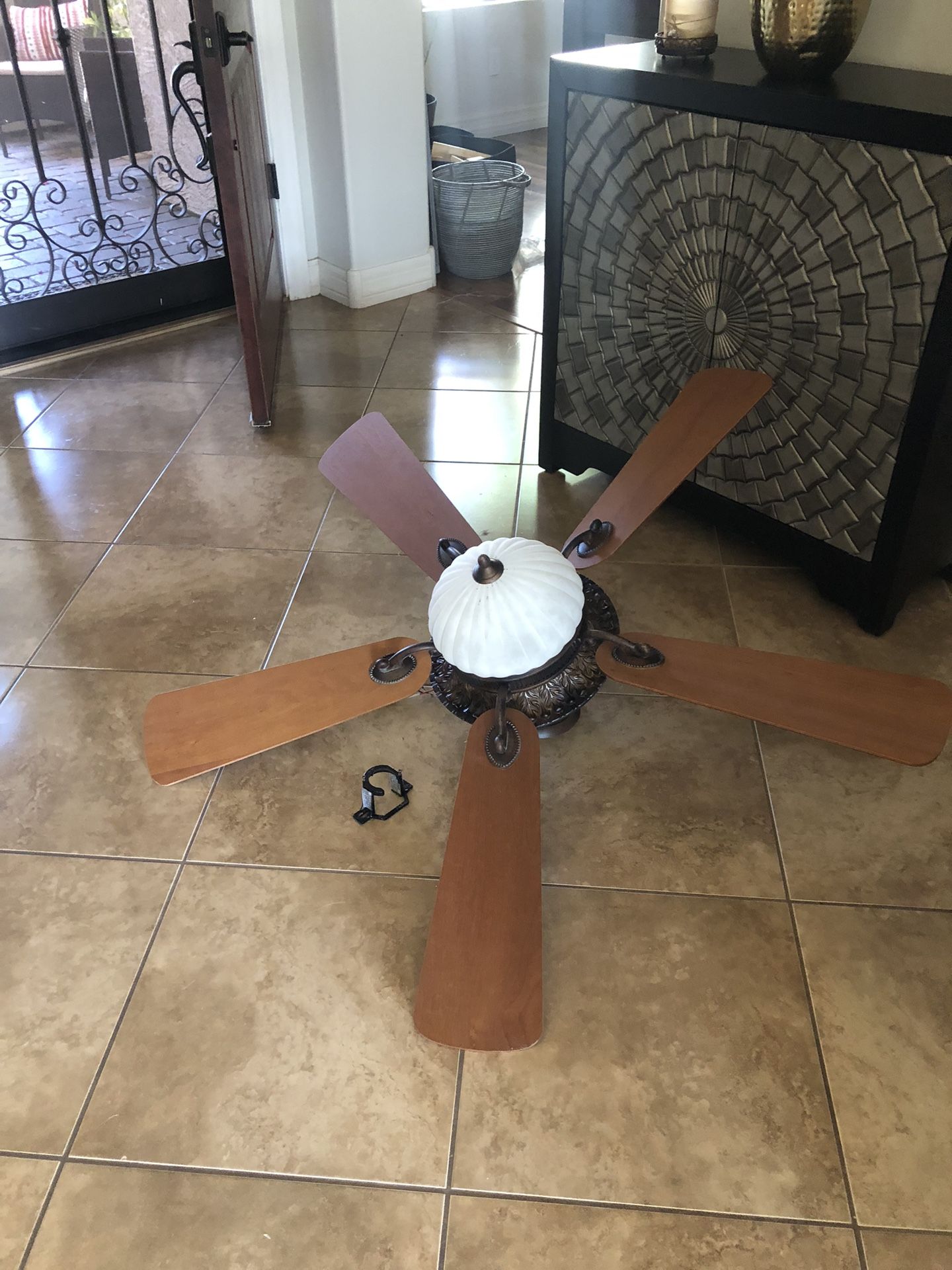 52” Ceiling Fan