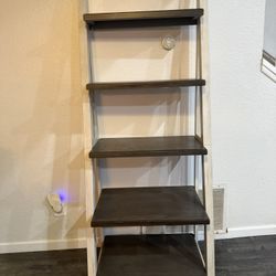 Ladder Bookcase 72 Inch Excellent Condition