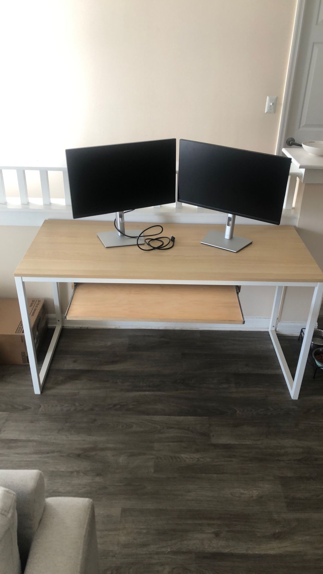 DESK AND MONITORS $46O. Best Deal.