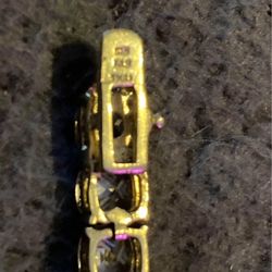 18 Kt Gold 3.5 Ct  35 Ct Diamond Bracelet 