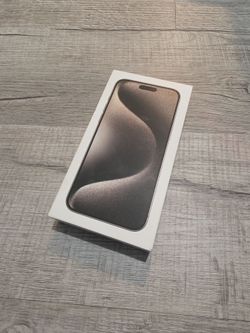 Iphone 15 Pro Max - O.B.O