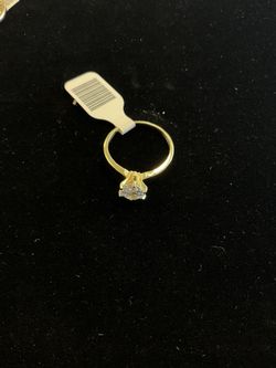 Solitaire Gold Ring 