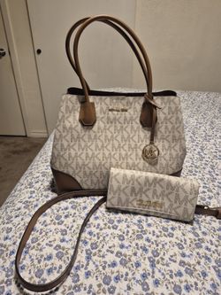 Michael Kors Purse & Wallet