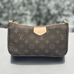 Louis Vuitton Pochette
