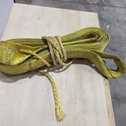 20ft Tow Strap 2" x 20' 6000 lb rated Heavy Duty Recovery Strap Yellow GREAT CONDITION 

Be sure to see my many other items I have for sale .

Pick up