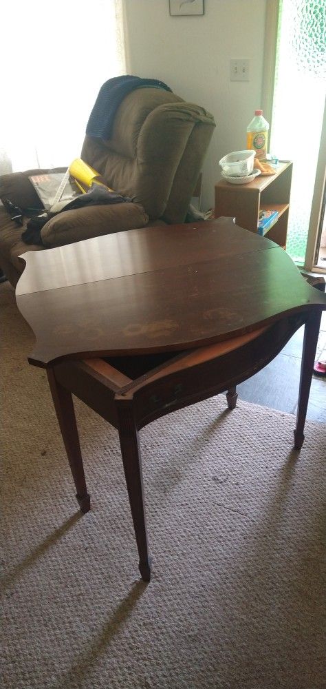 Antique Wood Swivel Table