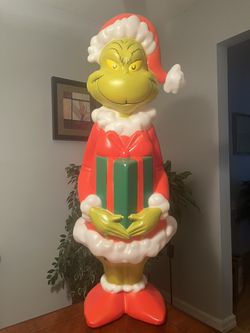 Gemmy 36 Inch Lighted Blow Mold The Grinch With Xmas Gift 🎄 Christmas 2023 New!