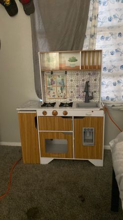 Kids kitchen set