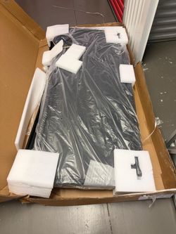 Toyota Tundra and Chevrolet Silverado Cover and Tools