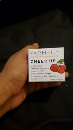 Cherry Bright Under Eye Cream Farmacy