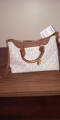 Micheal Kors Purse 