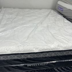 KING SIZE INTELLIBED MATTRESS & BOX SPRINGS BED SET