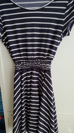 Jr dress size Large