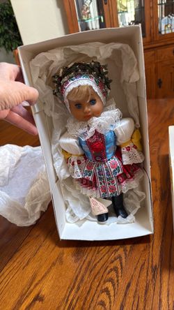 Vintage international Doll