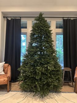 9 Ft Christmas Tree