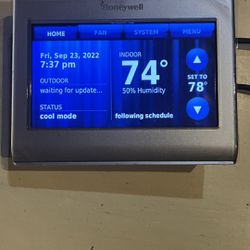 Honeywell Wi-Fi Smart Color Thermostat - RTH9580WF1005