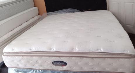 King Size Mattress (Colchón King Size)