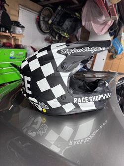 Troy Lee designs Dirtbike motorcycle helmet