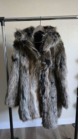 SpiritHoods Grey Wolf Faux Fur Coat Size L