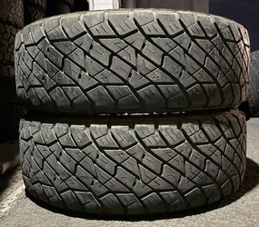 LT 275 70 18 Predator 