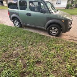 2004 Honda Element