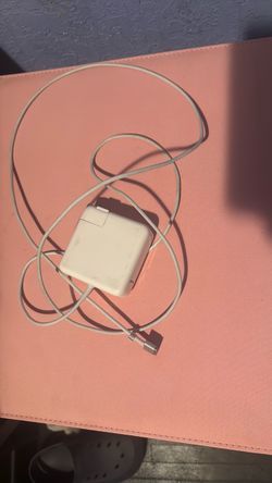 Apple MacBook MagSafe Power Adapter