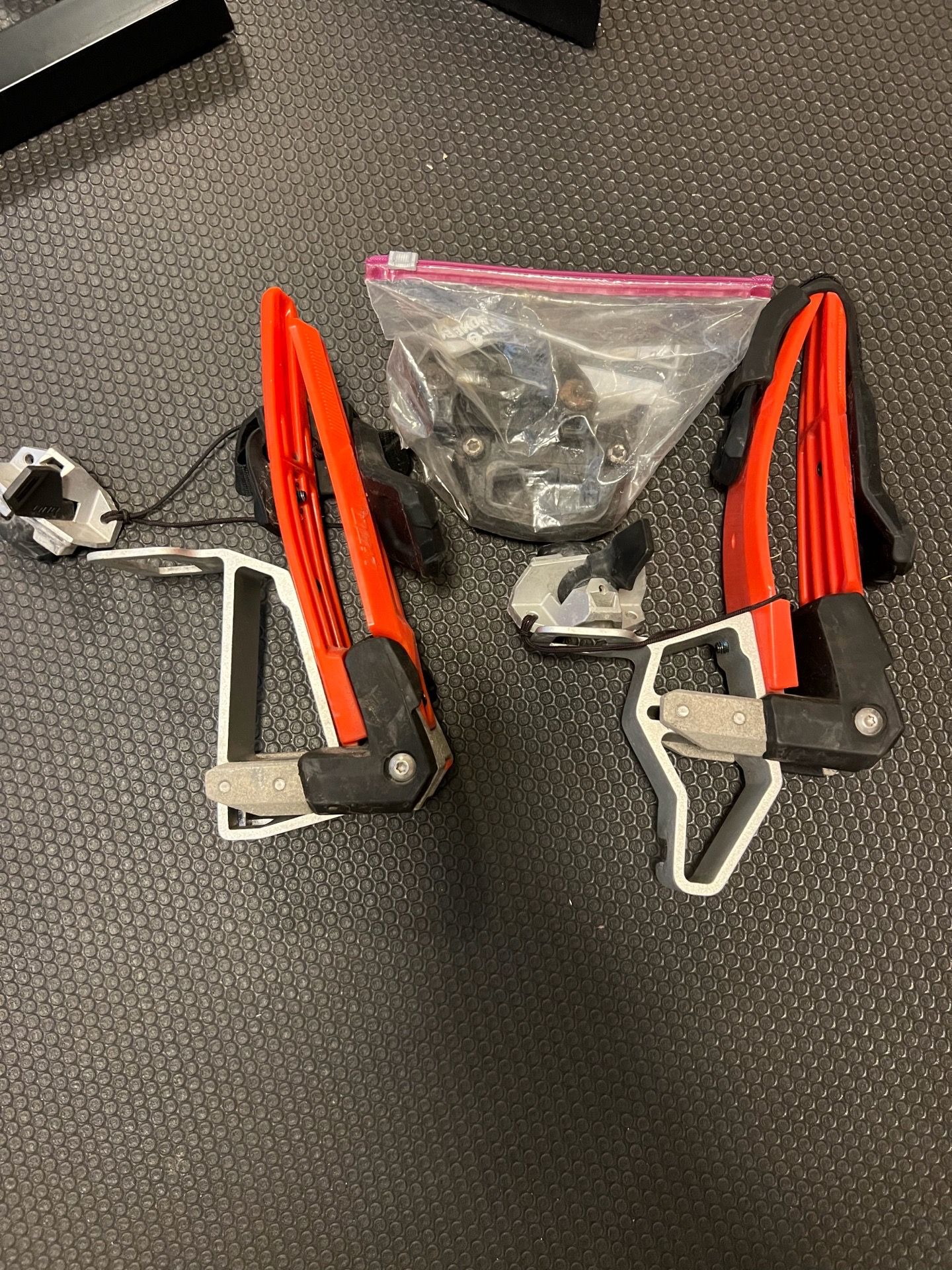 Ski-Doo LinQ Snowboard / Ski Rack