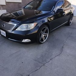 Lexus LS 460