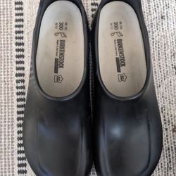 Birkenstock Steeltoe Clogs 
