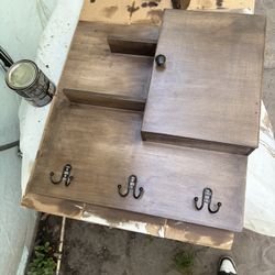 Wooden Coat Holder 