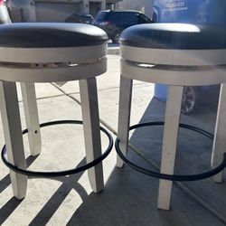 Set Of Bar Stools 