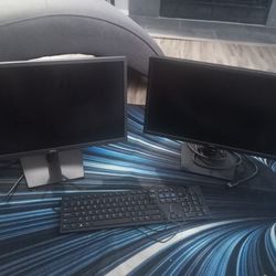 22" Dell Monitors With Keyboard And Mouse 