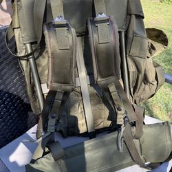 Medium ALICE Military Backpack like new condition