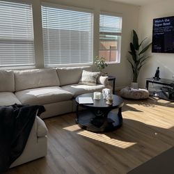 Ashley’s Tanavi 4 Piece Modular Sectional