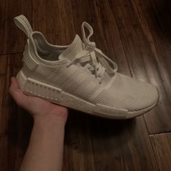 Cloud White NMD R1, Size9.5