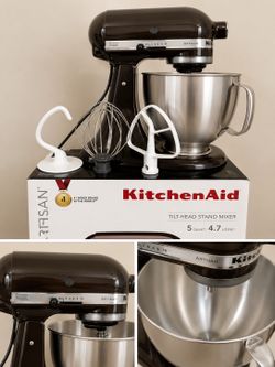 KitchenAid Artisan 5-Quart Stand Mixer-used with original box and Attachments.