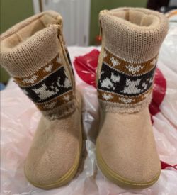 Cute Winter Boots (size 10)