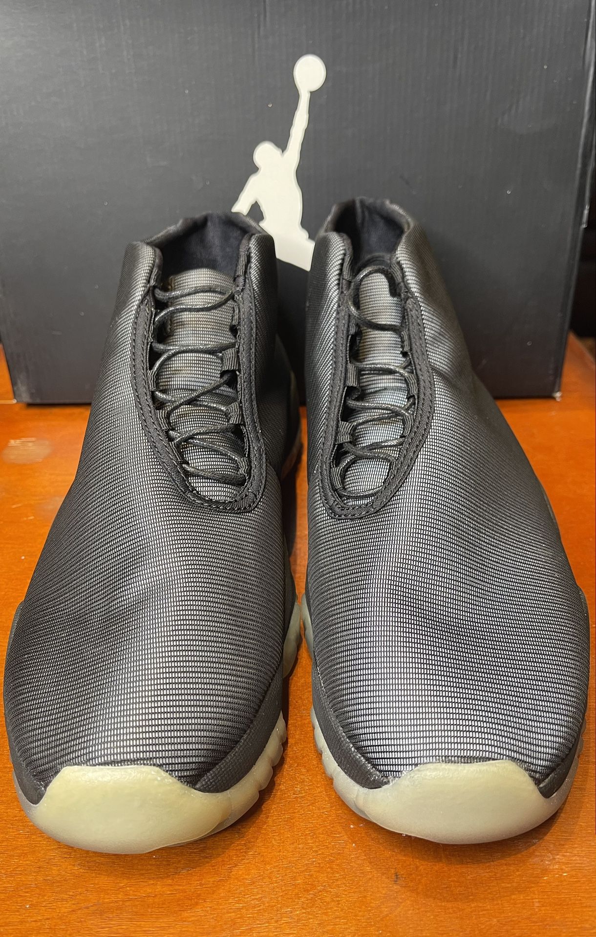 Jordan Future’s Retro🔥🔥(Black- Clear 3M) Size 10.5m DS