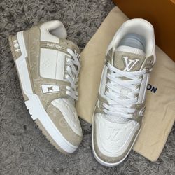 Louis Vuitton Shoe Size 10