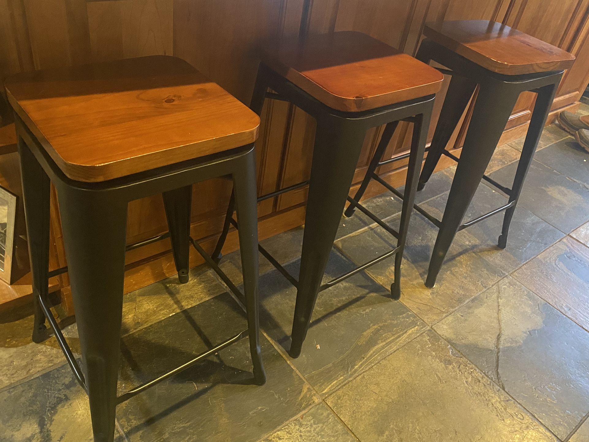 3 Kitchen Bar Stools