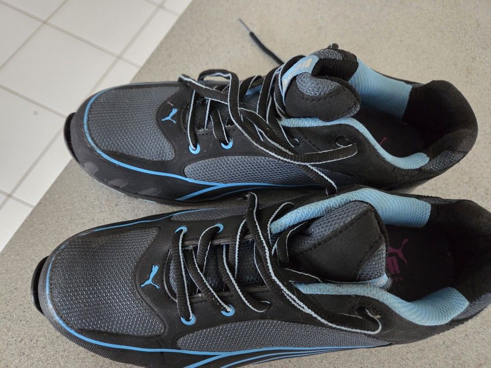 Puma safety athletic work shoes