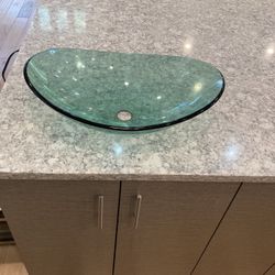 Green Transparent Vessel Sink