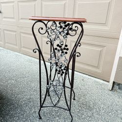 End Table/Plant Stand