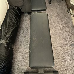 Adjustable weight training   Bench