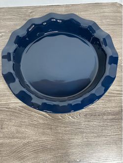 Cynergy Ceramic Designs Dark Blue Scalloped Edge Pie Pan 15”