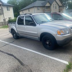 2004 Ford Explorer Sport Trac