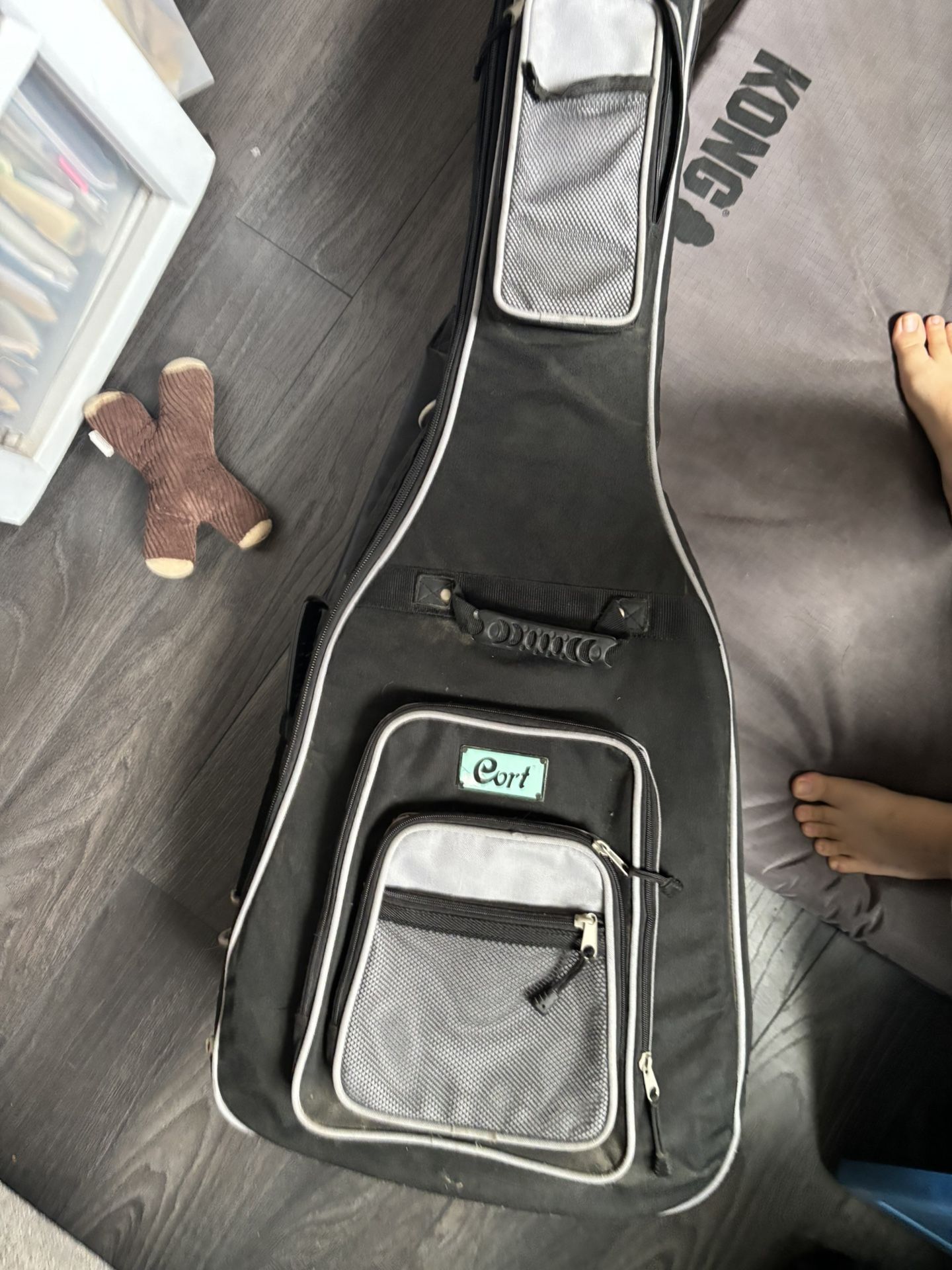 Alvarez Guitar Model 5022