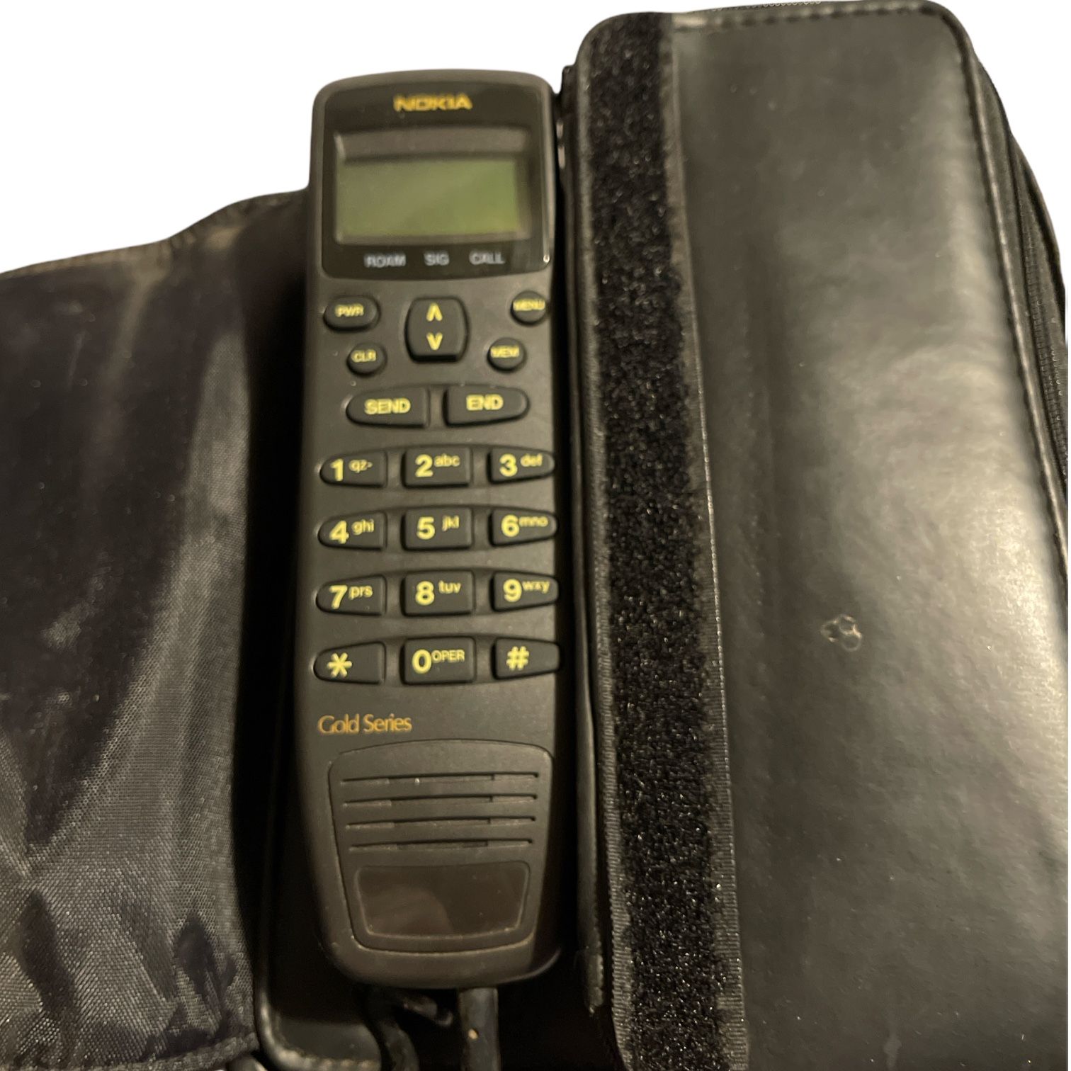 MAKE ME AN OFFER NOKIA c250 Analog bag portable  with cords, antenna, transceiver & brick battery