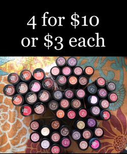 Revlon 💄 Lipsticks 💋 4 for $10 or $3 each