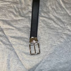 Reversible Tommy Hilfiger Belt Size 34/85